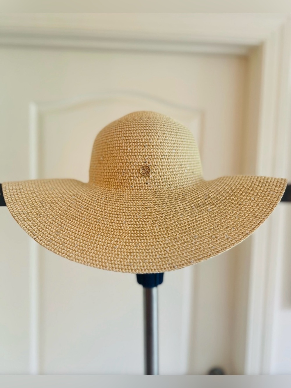 Calvin Klein Sequined Wide Brim Packable Sun Hat Natural Straw OS NWOT - Picture 6 of 8